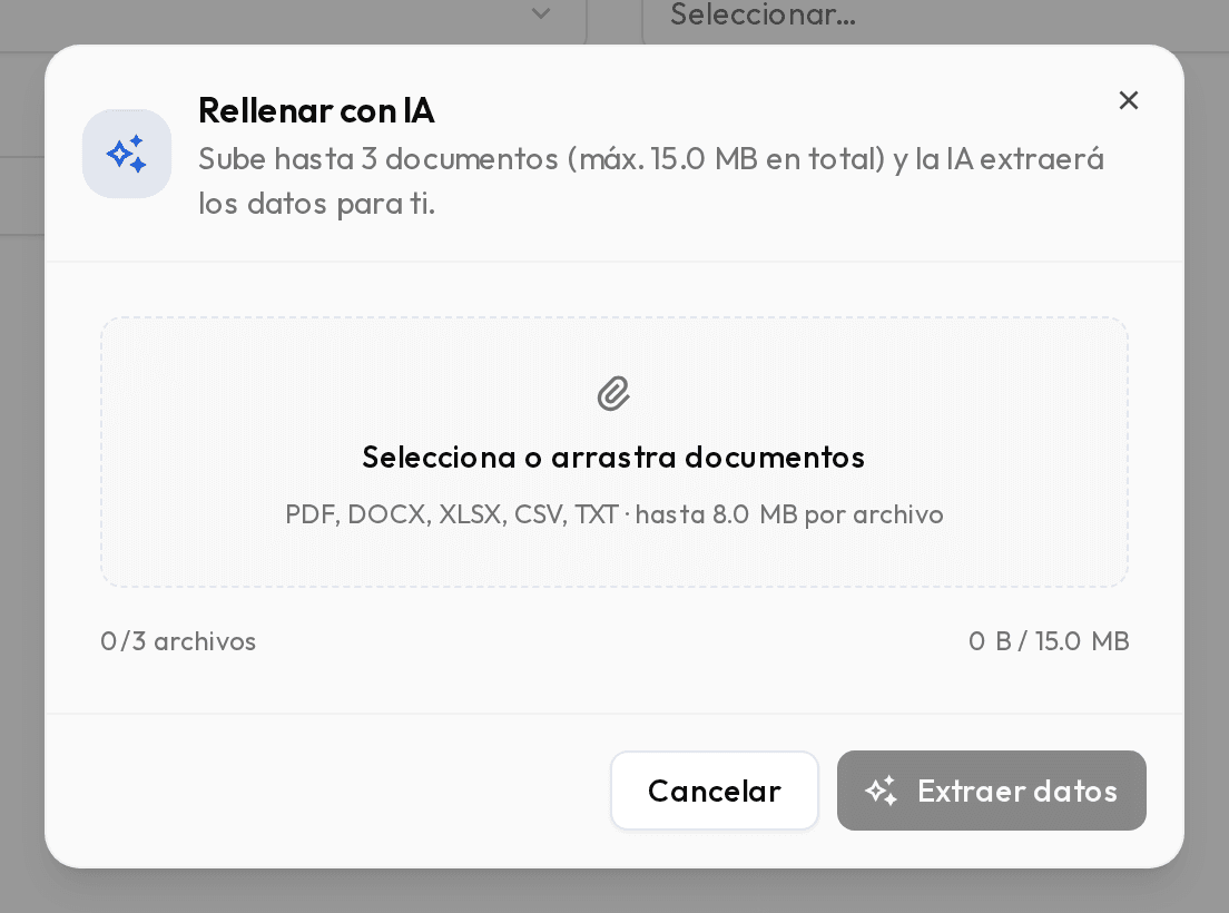 Formulario de póliza con el asistente de IA abierto para adjuntar un documento.
